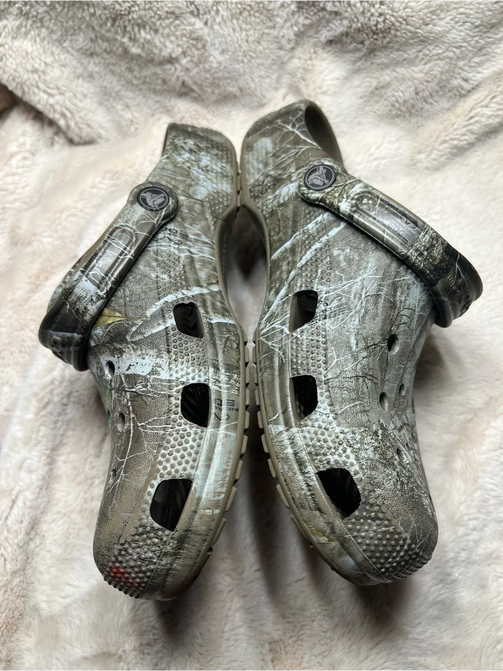 Crocs Classic Realtree APX Clog Mens size 8 or womens 10